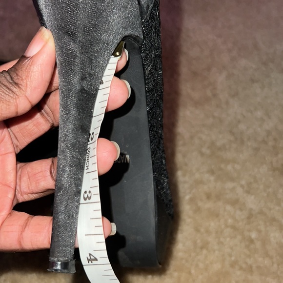 Lace booties - Picture 14 of 14